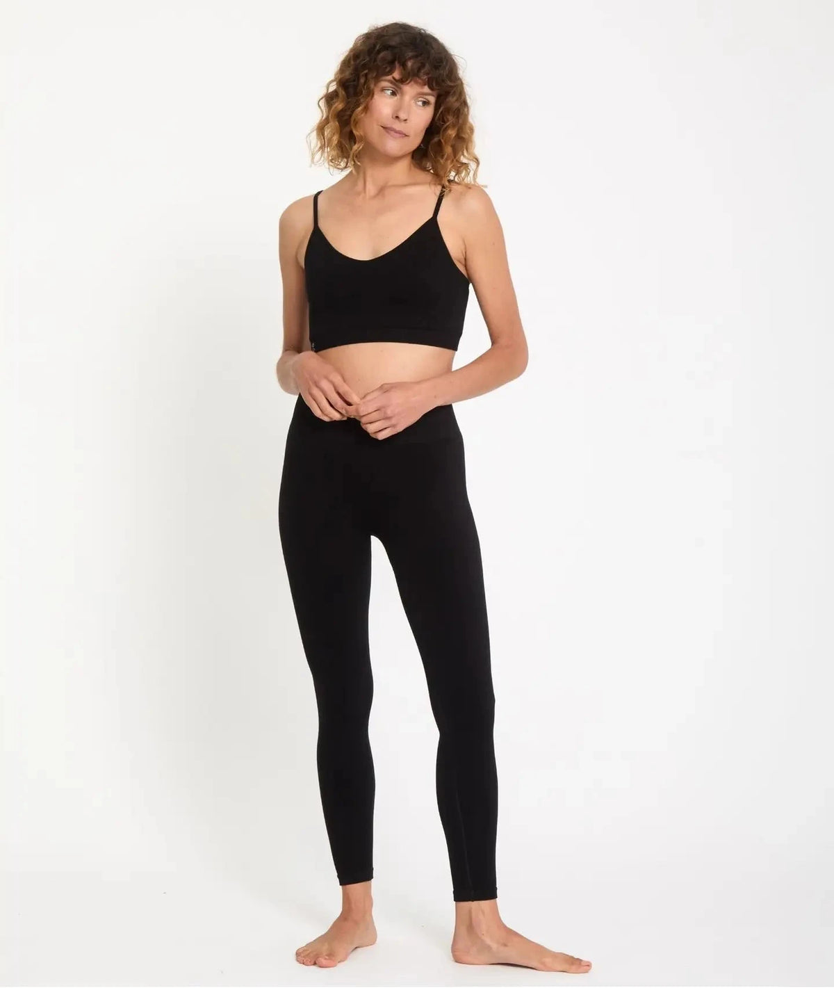 Brassière de Yoga Samskara - Noir | Yoga Searcher